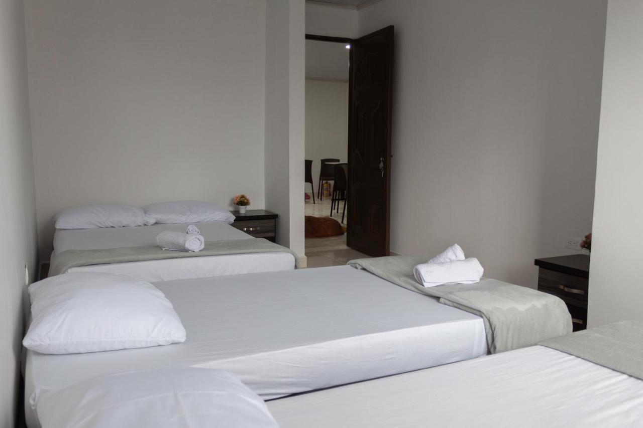 Los Nonos Hostel Guadalupe Luaran gambar