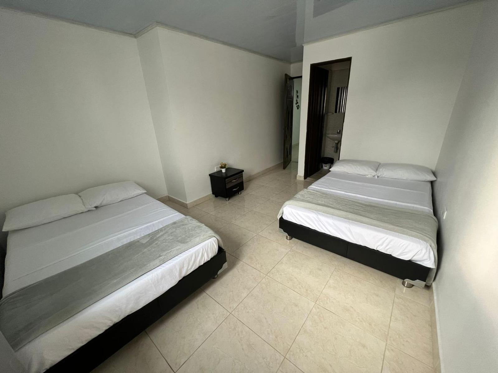 Los Nonos Hostel Guadalupe Luaran gambar