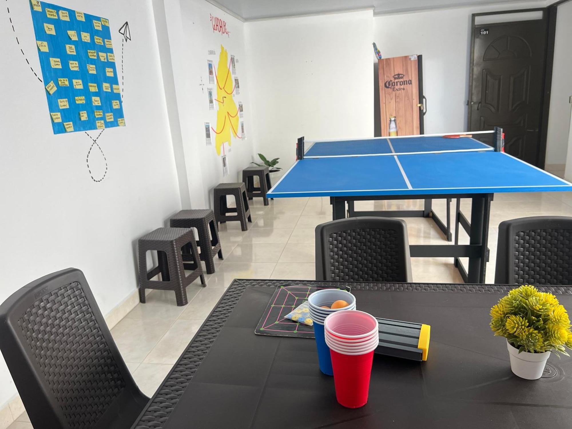 Los Nonos Hostel Guadalupe Luaran gambar